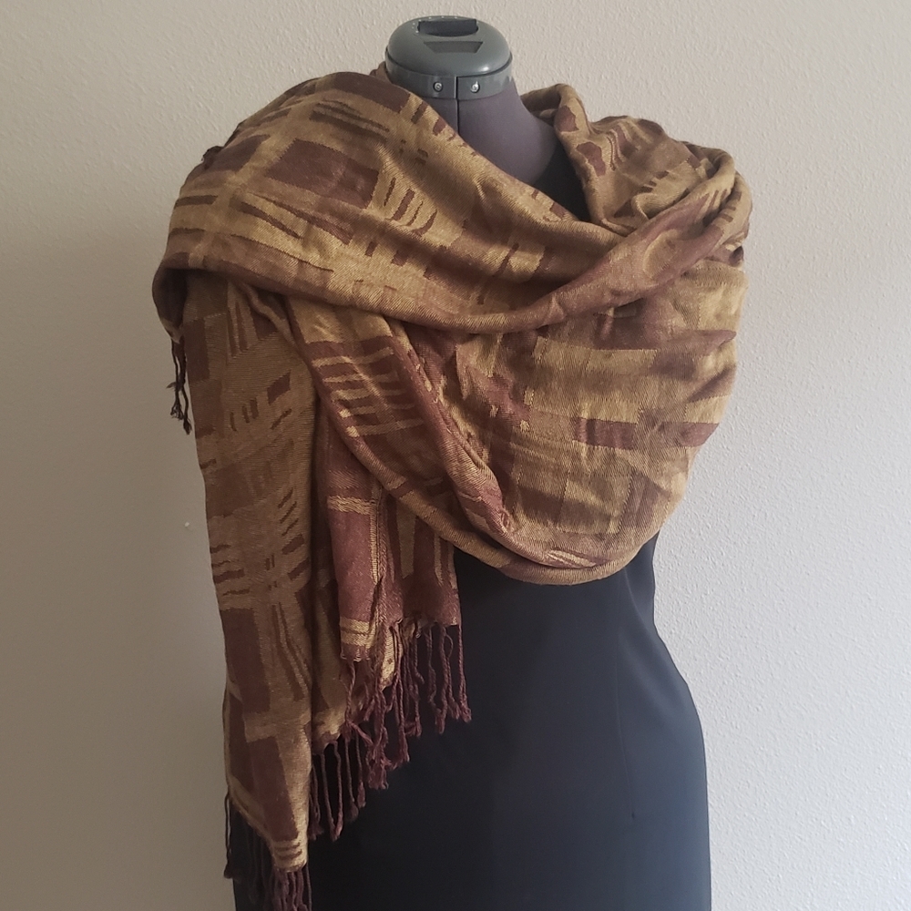Multiple scarves!! - Picture 7 of 14